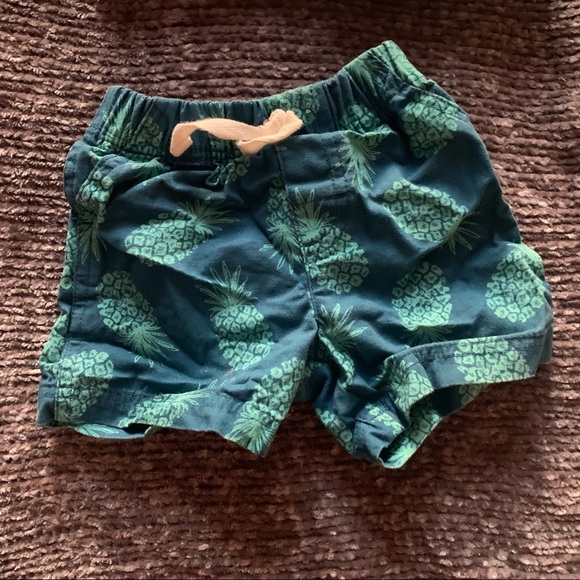 Carter’s Shark & Pineapple Summer Outfit - Picture 2 of 5